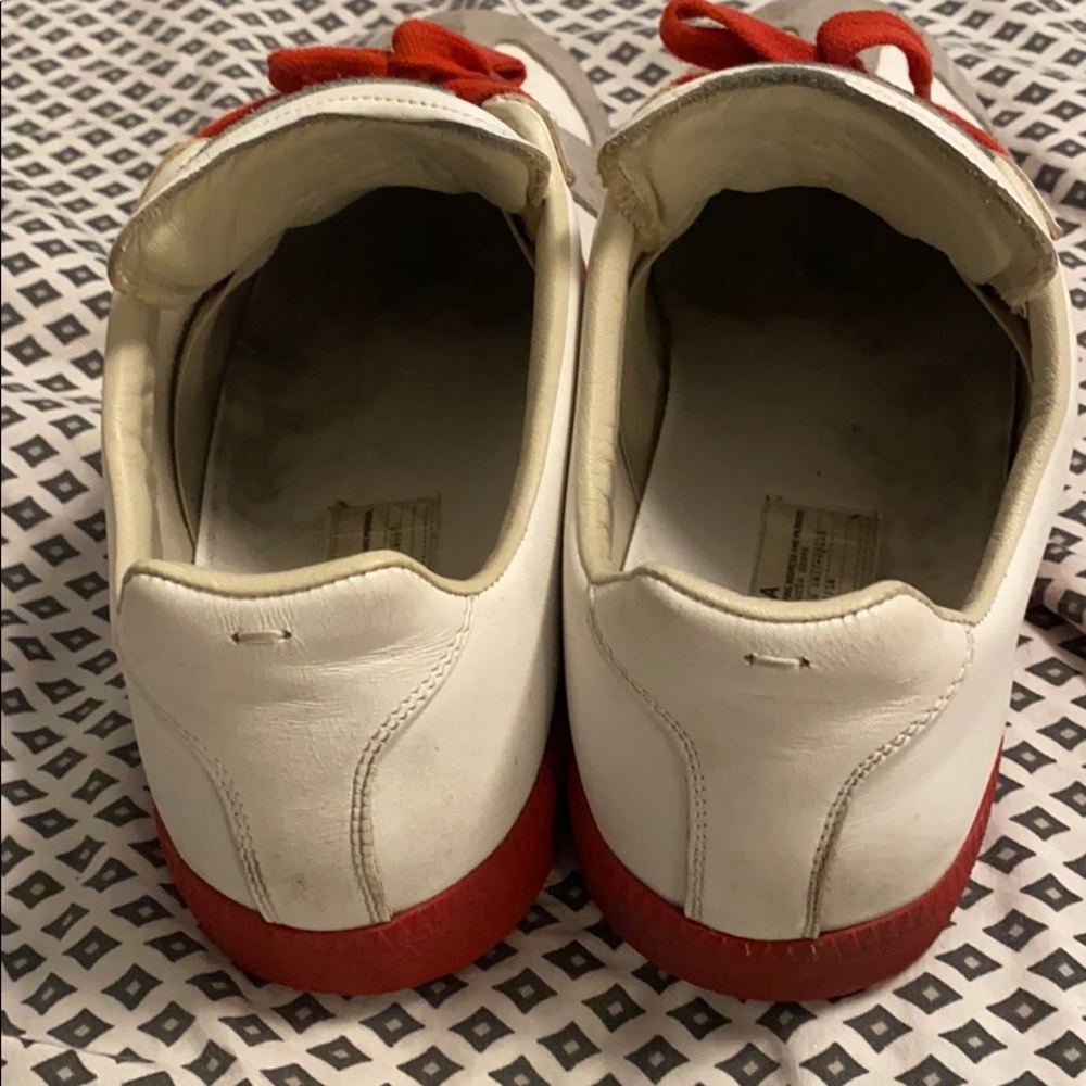 Sneakers - Picture 3 of 5